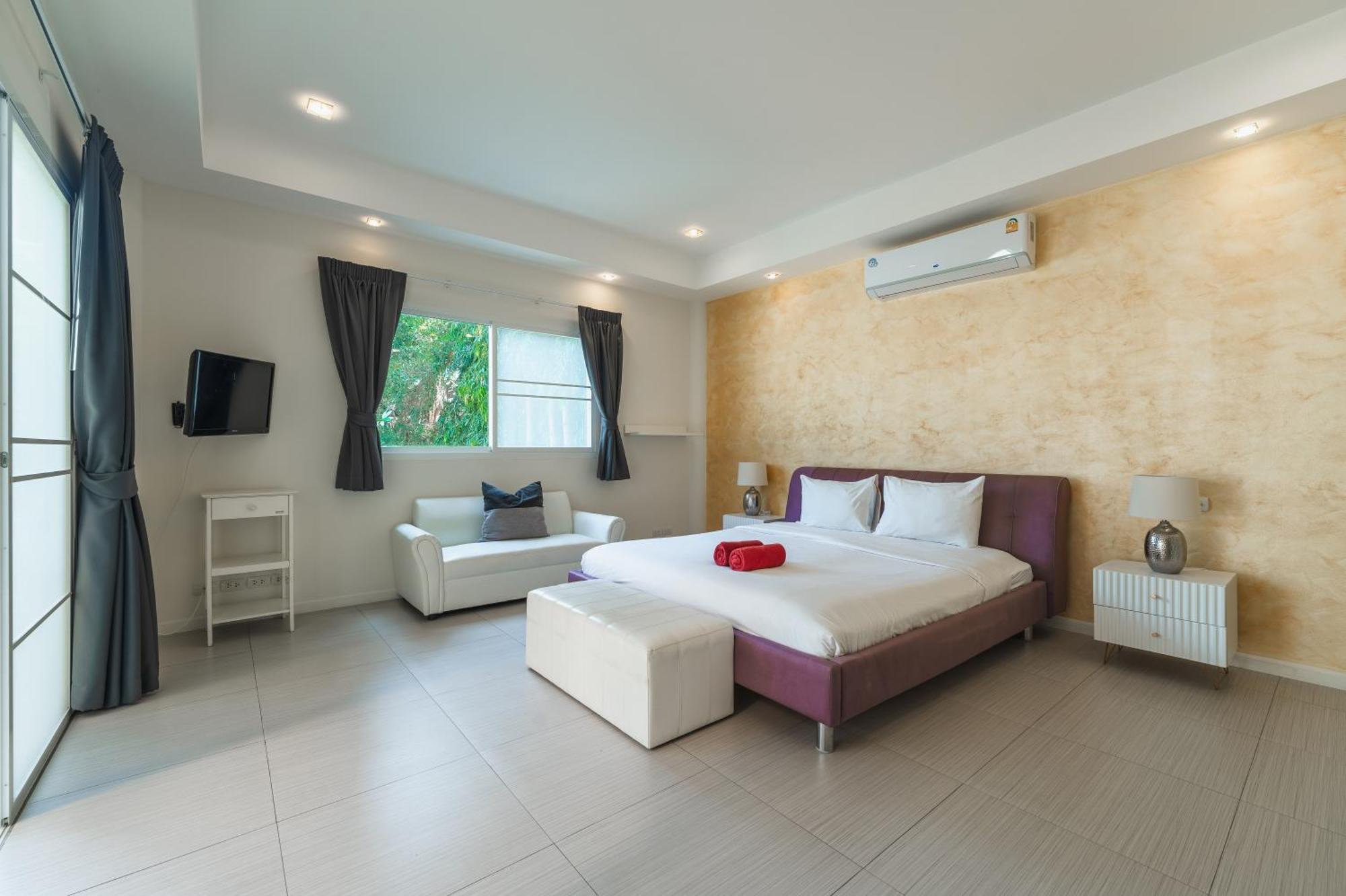 Grand 5Br Pool Villa Sea La Vie Rawai Exterior photo